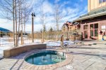 Red Hawk Lodge hot tubs are a great place to soothe muscles after a long day on the slopes